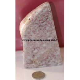 bloc de quartz fraise poli du Madagascar