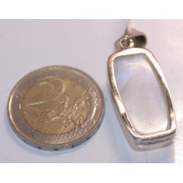 pendentif en pierre de lune